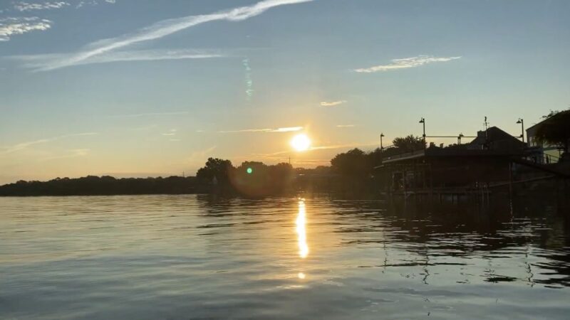 Lake Arlington, Arlington