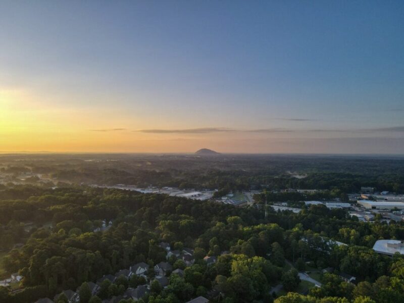 Does it snow in Stone Mountain, GA?