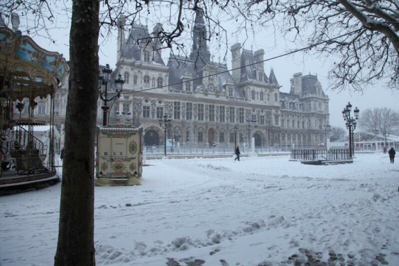 City Hall, Paris, France | Does it Snow in Paris?