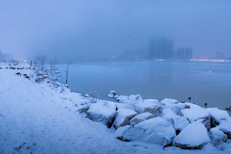 Detroit, Michigan - Winter Skyline at Dusk | Does it Snow in Detroit, Michigan?