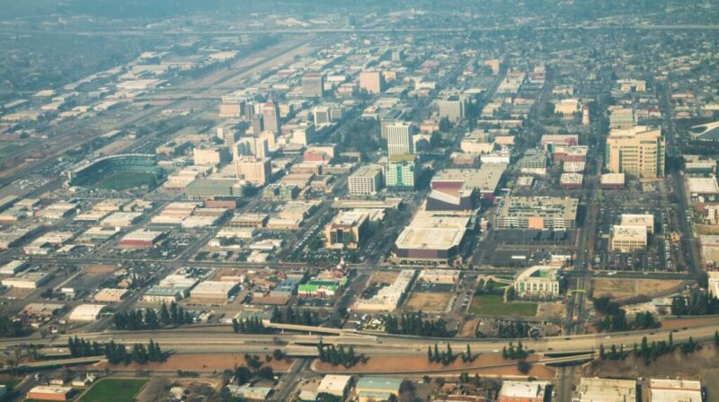 Downtown, Fresno, California, United States | Does it snow in Fresno?