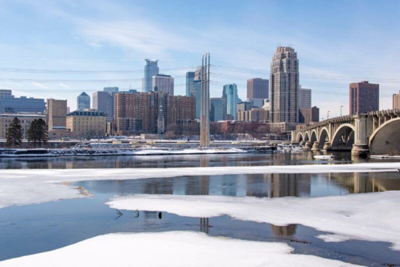 Half Frozen Mississippi River in Minneapolis, Minnesota During Winter | Does it Snow in Minnesota?