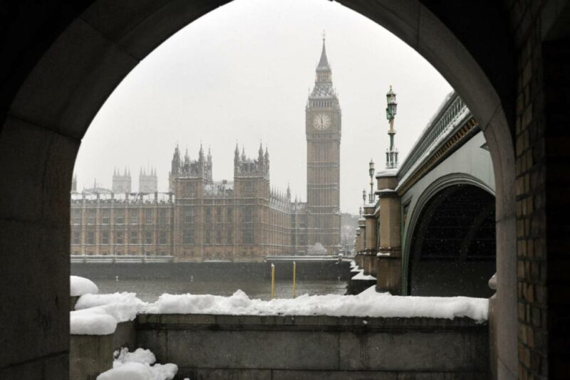London, UK in Winter | Does it Snow in London, UK?