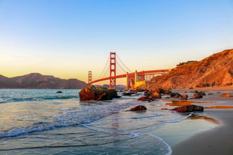 Marshall's Beach, San Francisco, United States | Snow in San Francisco, USA?