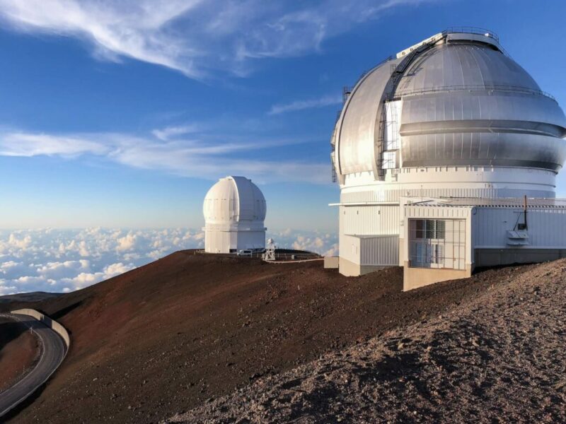 Observatories on the summit of Mauna Kea, Hawaii | Does it Snow in Hawaii, USA?