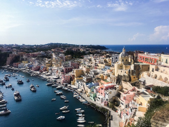 Procida, Campania, Italy | Does it Snow in Naples, Italy? | istheresnow.info