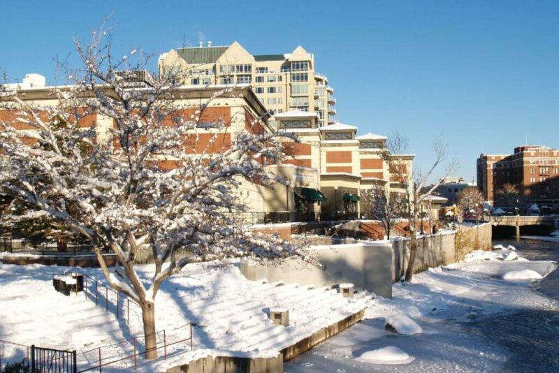 Reno, Along Truckee River, Nevada | Does it Snow in Reno?