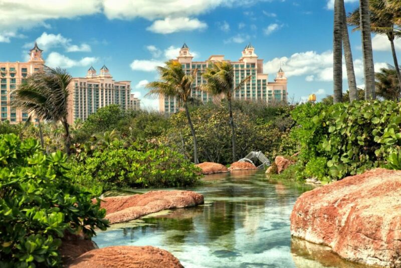 Tropical Lagoon on Paradise Island, Nassau, Bahamas | Does it Snow in the Bahamas?