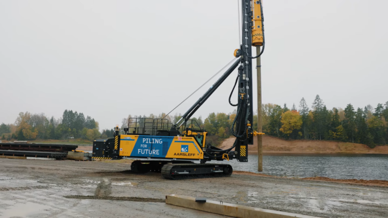 Buying Piling Machinery: 13 Key Tips for a Smart Investment